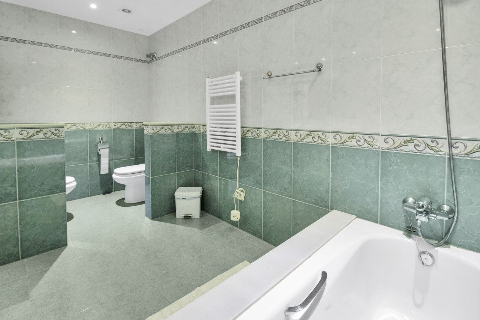 4 Zimmer Villa zu verkaufen in San Pedro de Alcantara mit Pool Garage - 2.100.000 € (Ref: 9922830)