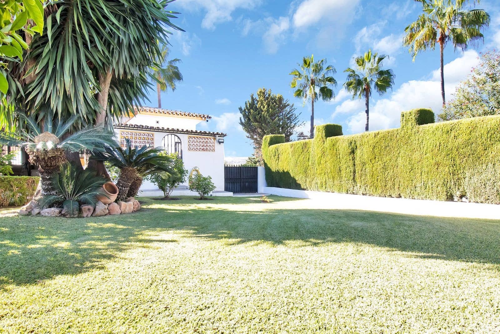 4 Zimmer Villa zu verkaufen in San Pedro de Alcantara mit Pool Garage - 2.100.000 € (Ref: 9922830)