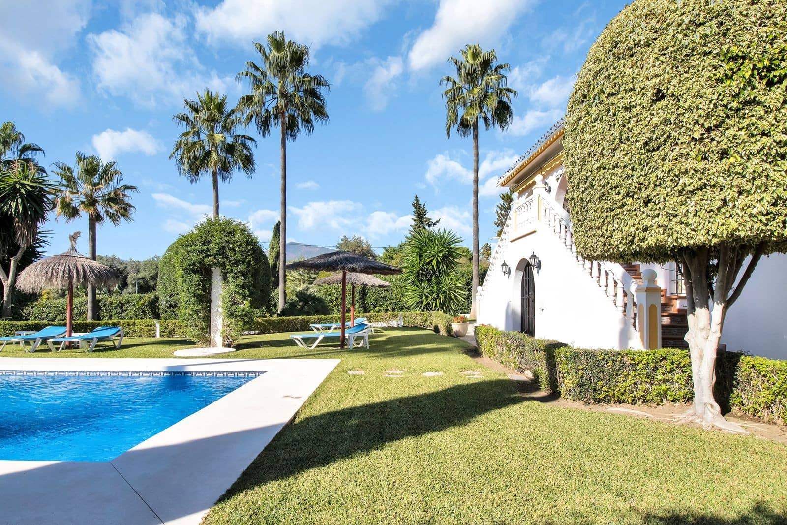 4 Zimmer Villa zu verkaufen in San Pedro de Alcantara mit Pool Garage - 2.100.000 € (Ref: 9922830)