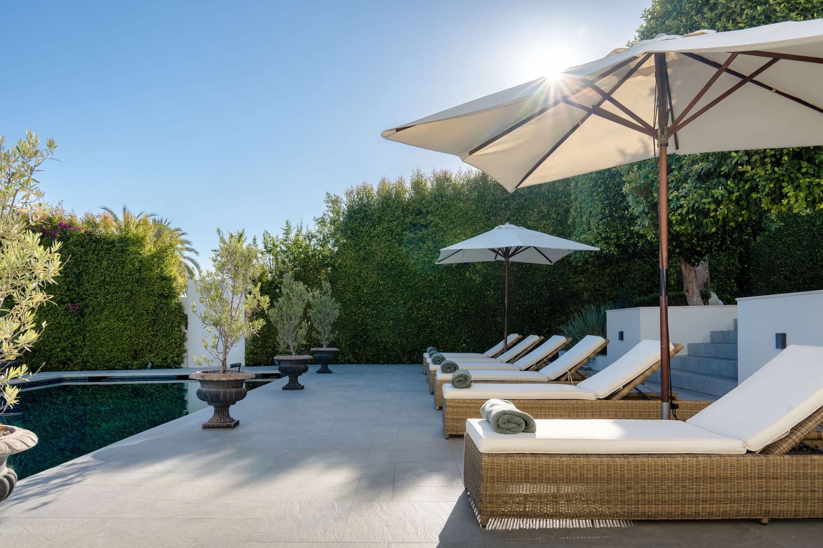 6 bedroom Villa for sale in Marbella with pool garage - € 10,995,000 (Ref: 9937310)