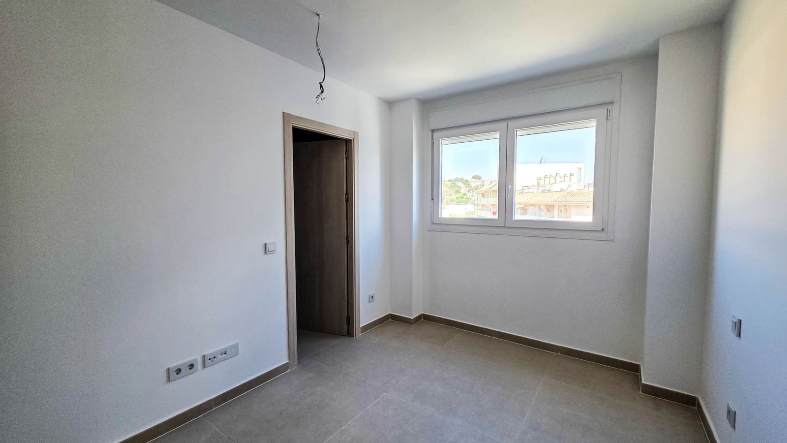 2 chambre Appartement à vendre à Manilva avec piscine garage - 399 000 € (Ref: 9937311)