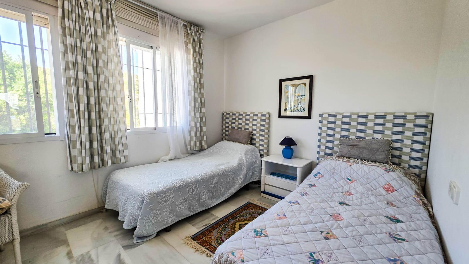 3 quarto Casa em Banda para venda em La Duquesa / Puerto de la Duquesa com piscina garagem - 515 000 € (Ref: 9944924)