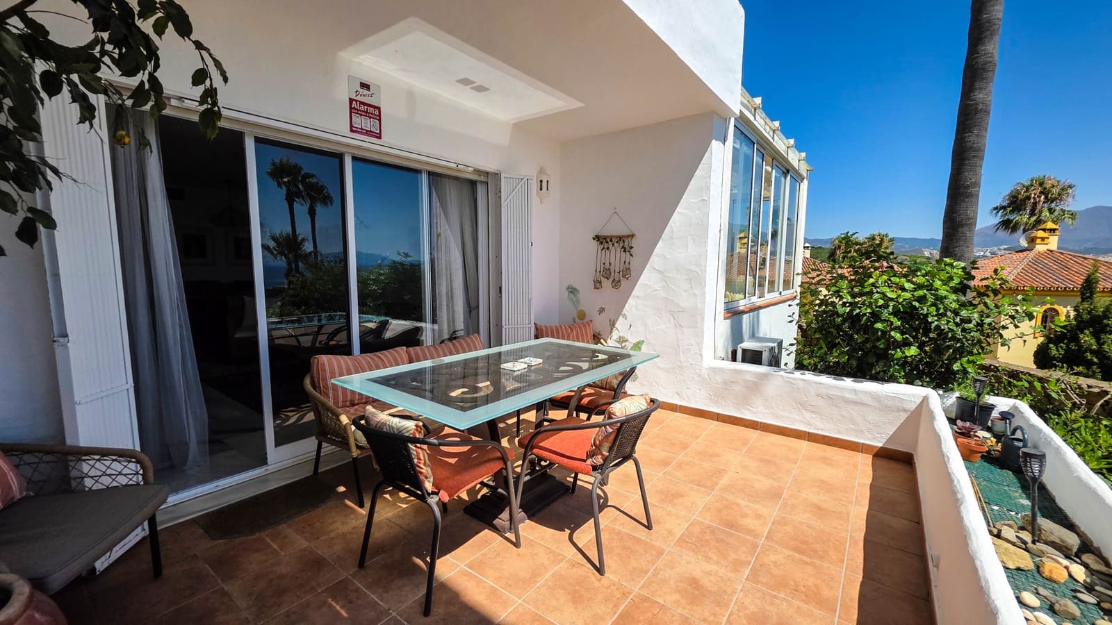 3 quarto Casa em Banda para venda em La Duquesa / Puerto de la Duquesa com piscina garagem - 515 000 € (Ref: 9944924)