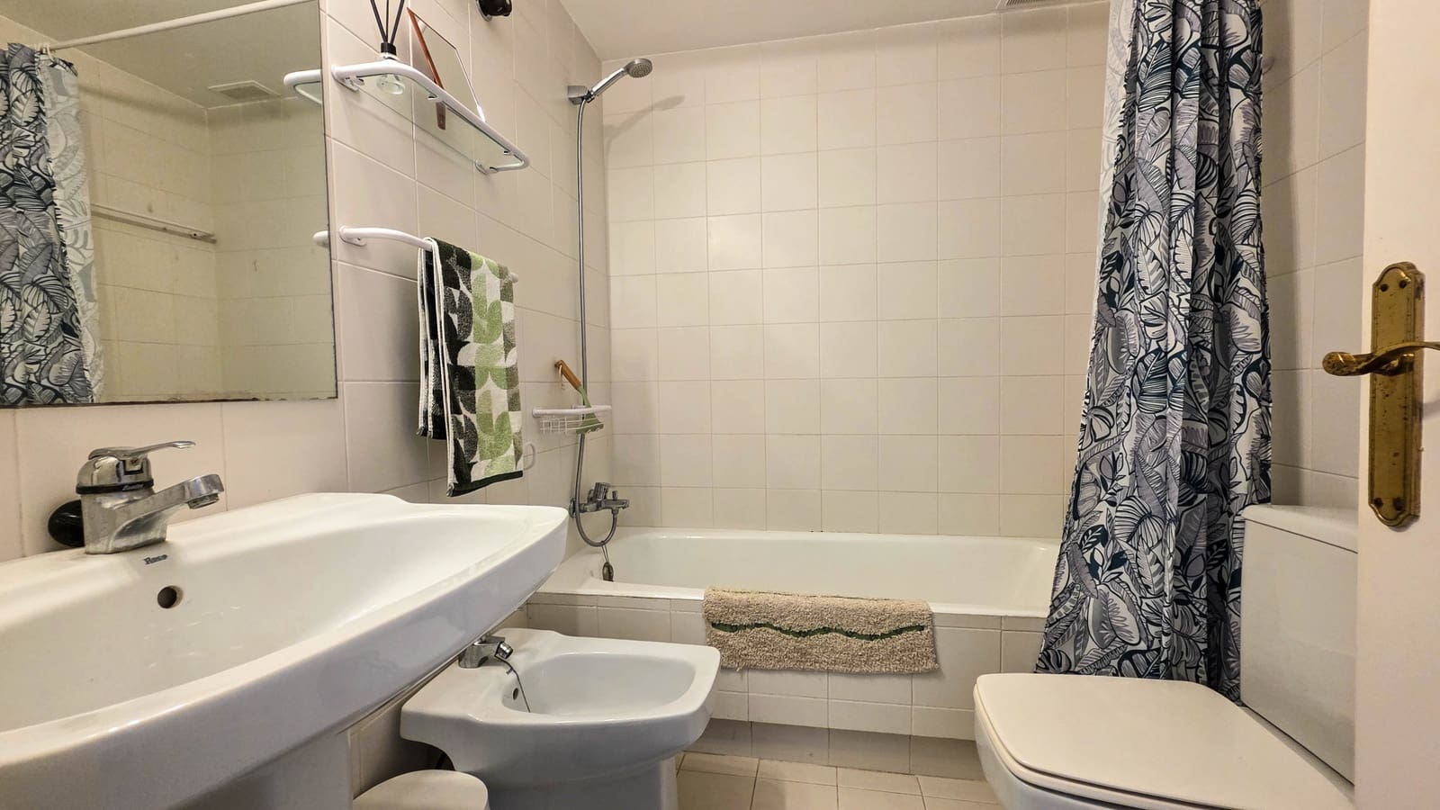 3 quarto Casa em Banda para venda em La Duquesa / Puerto de la Duquesa com piscina garagem - 515 000 € (Ref: 9944924)