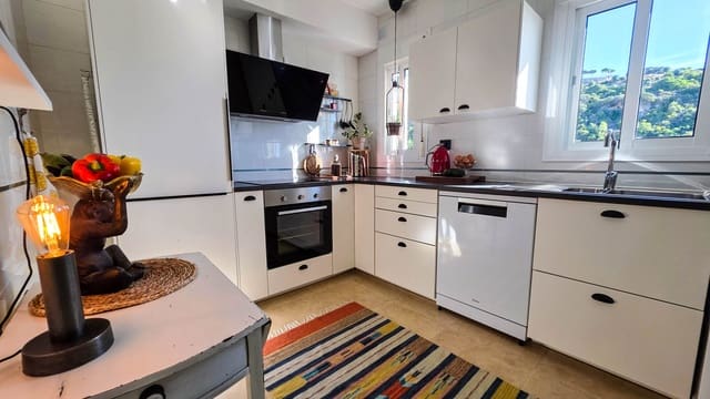 3 soveværelse Semi-Rækkehus til salg i Casares Pueblo, Casares med swimmingpool - € 340.000 (Ref: 9950743)