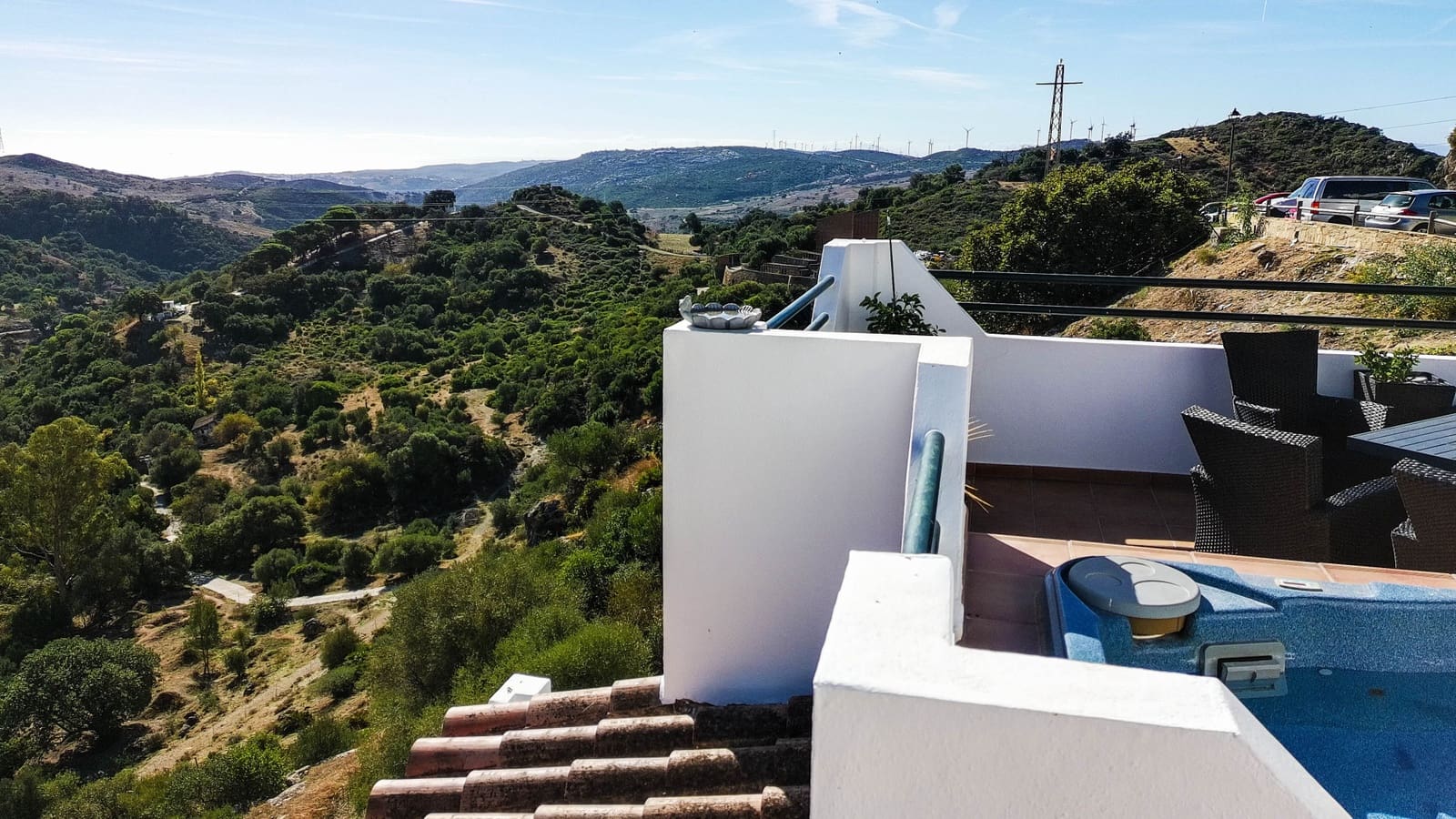 3 soveværelse Semi-Rækkehus til salg i Casares med swimmingpool - € 340.000 (Ref: 9950743)