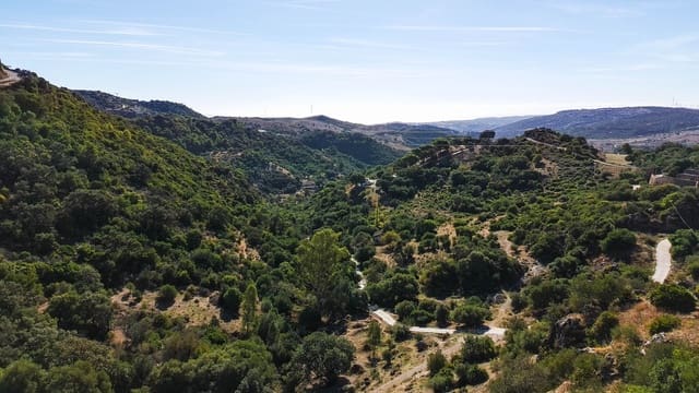 3 soveværelse Semi-Rækkehus til salg i Casares Pueblo, Casares med swimmingpool - € 340.000 (Ref: 9950743)