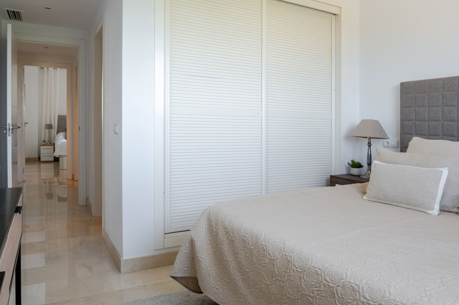 2 chambre Appartement à vendre à Benahavis avec piscine garage - 440 000 € (Ref: 9972291)