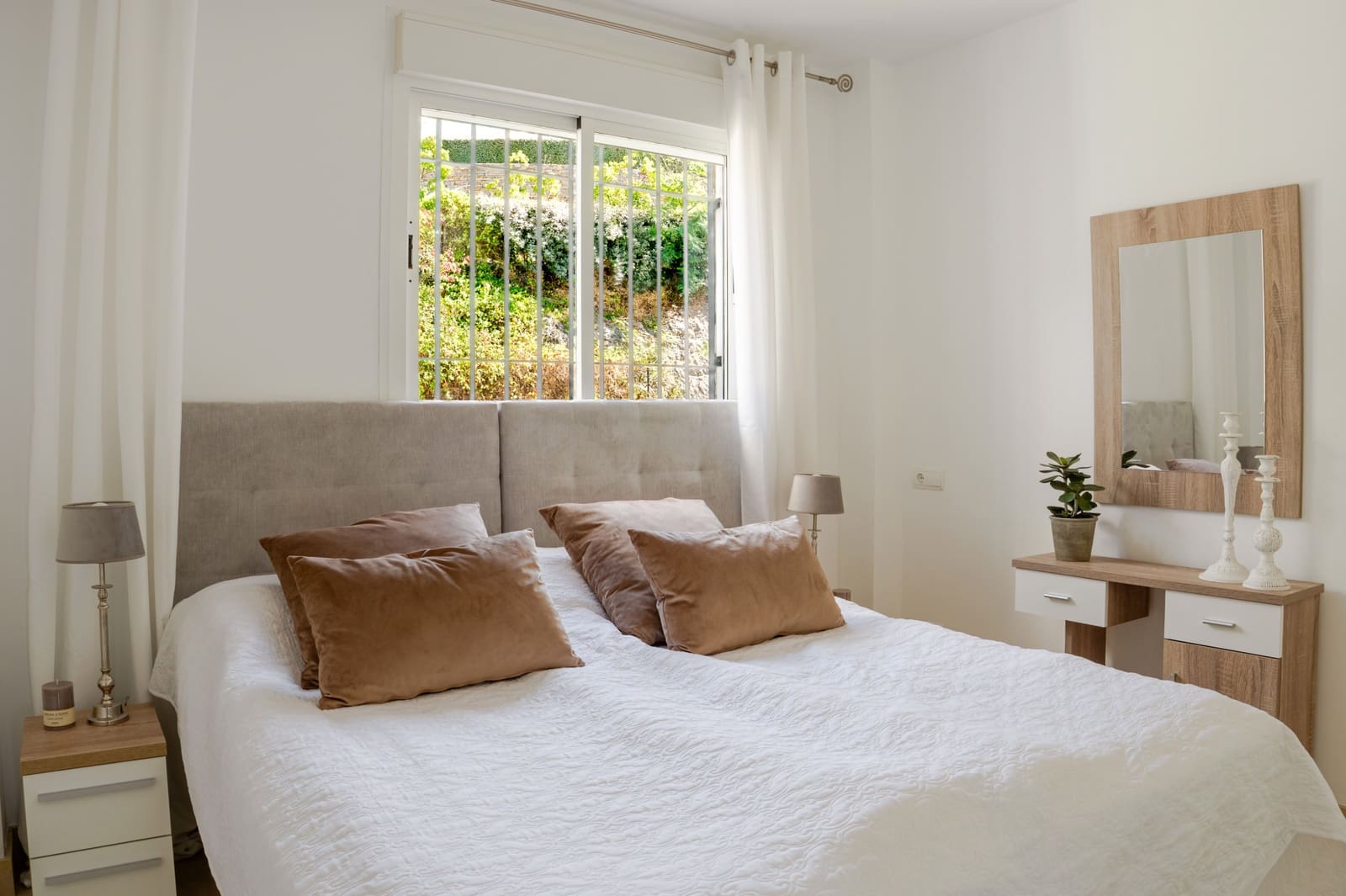 2 chambre Appartement à vendre à Benahavis avec piscine garage - 440 000 € (Ref: 9972291)