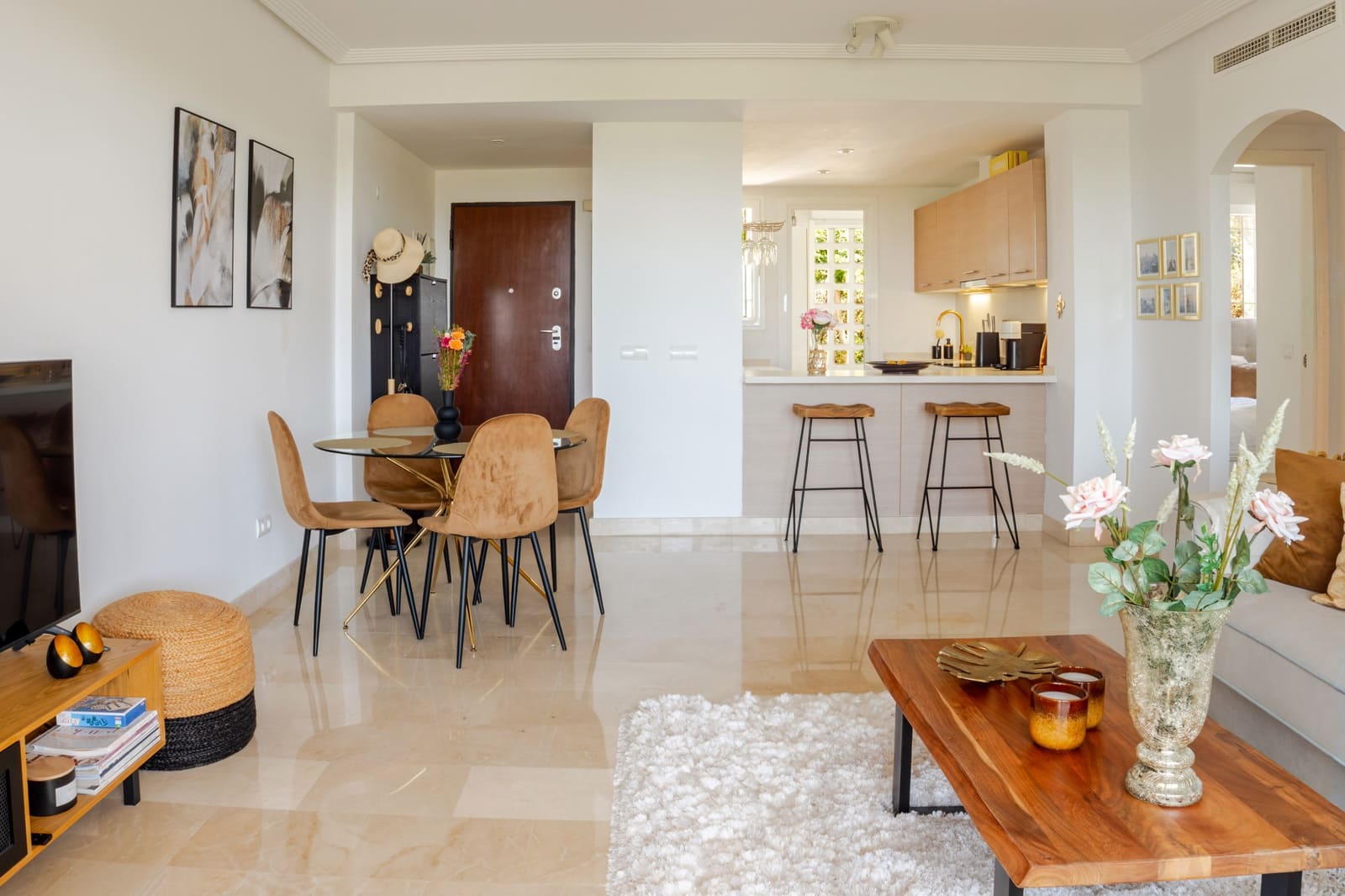 2 chambre Appartement à vendre à Benahavis avec piscine garage - 440 000 € (Ref: 9972291)