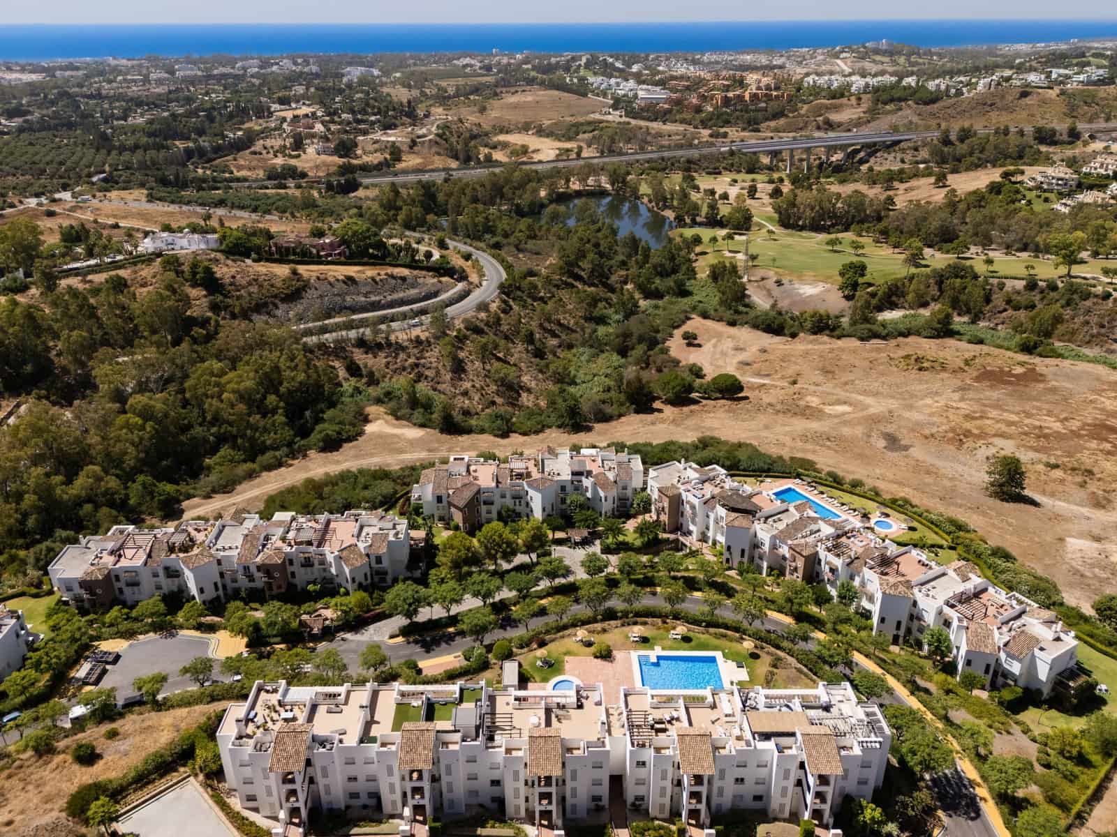 2 chambre Appartement à vendre à Benahavis avec piscine garage - 440 000 € (Ref: 9972291)