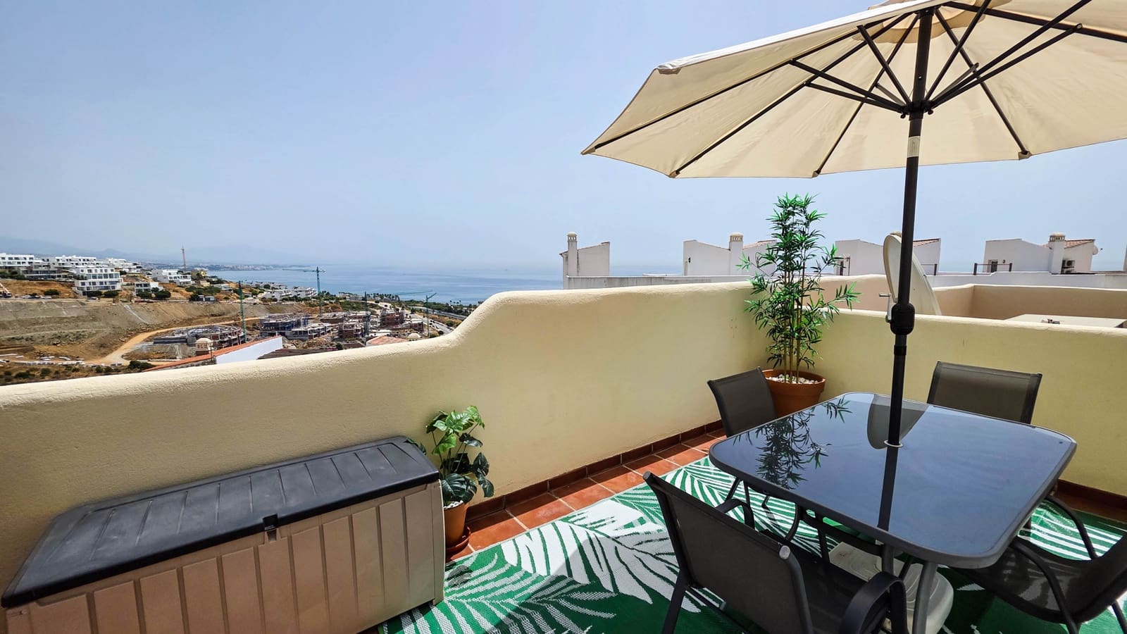 3 soveværelse Penthouse til salg i Bahia de Casares med swimmingpool garage - € 299.000 (Ref: 9974639)