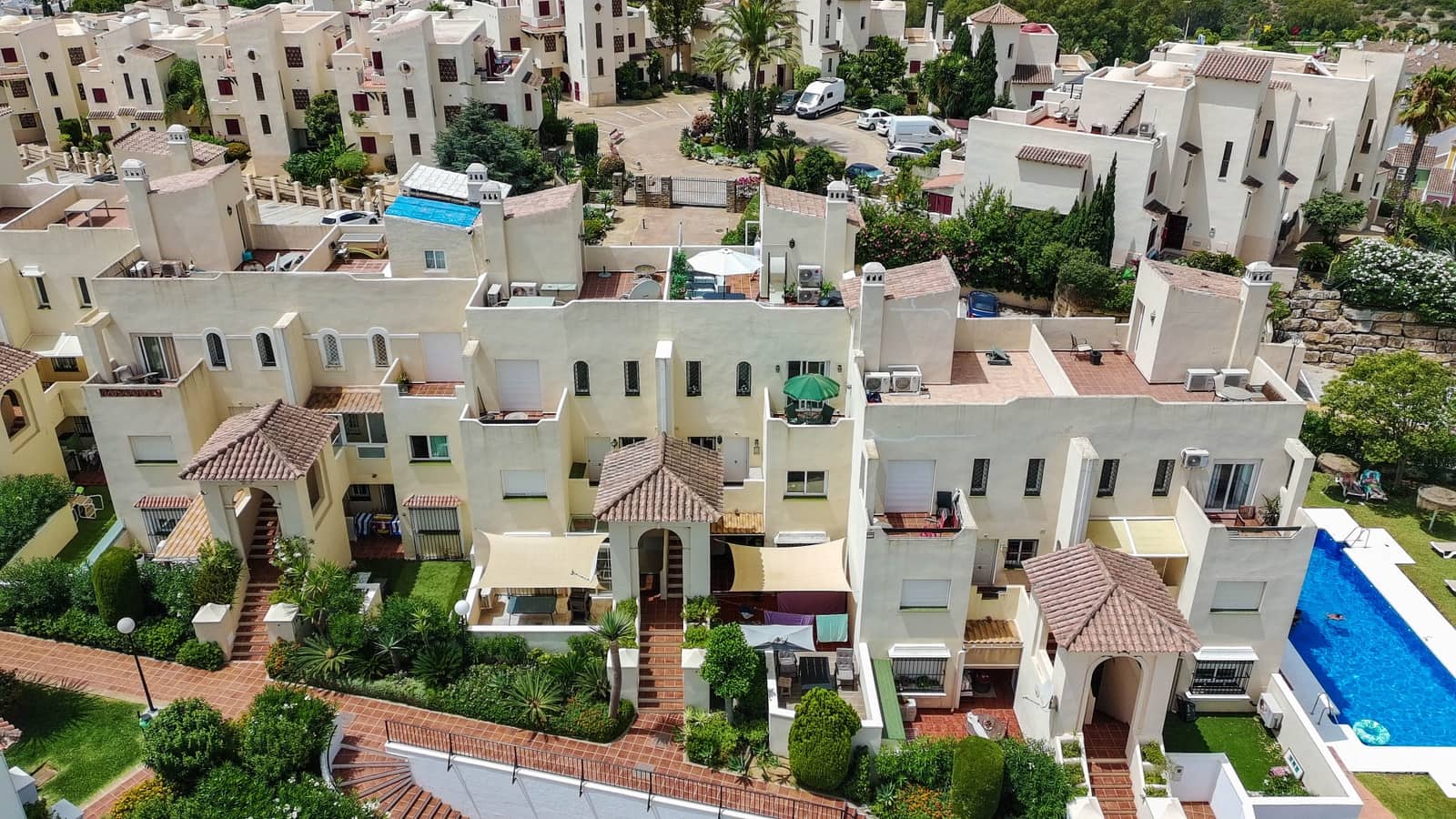 3 soveværelse Penthouse til salg i Bahia de Casares med swimmingpool garage - € 299.000 (Ref: 9974639)