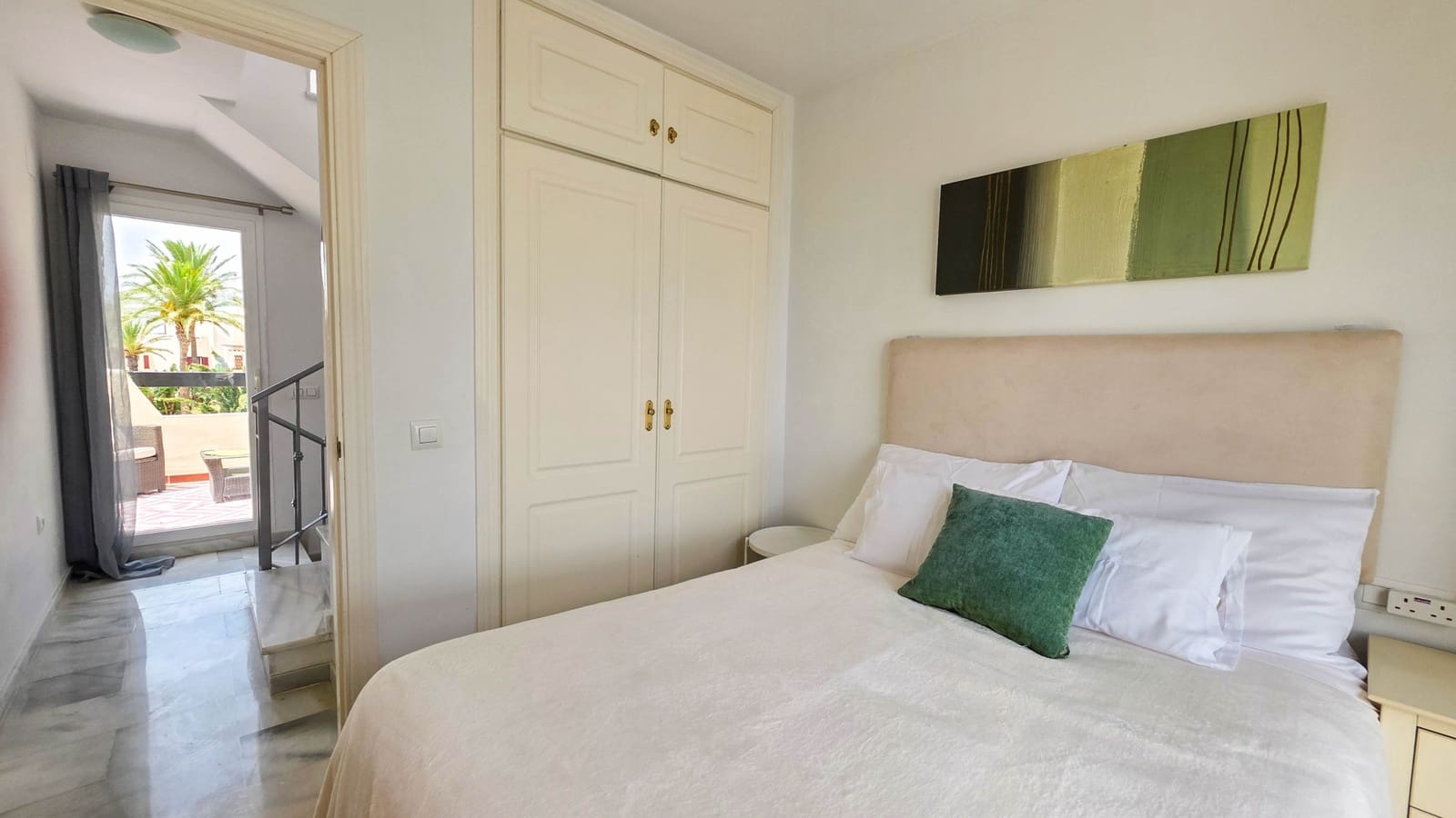 3 soveværelse Penthouse til salg i Bahia de Casares med swimmingpool garage - € 299.000 (Ref: 9974639)