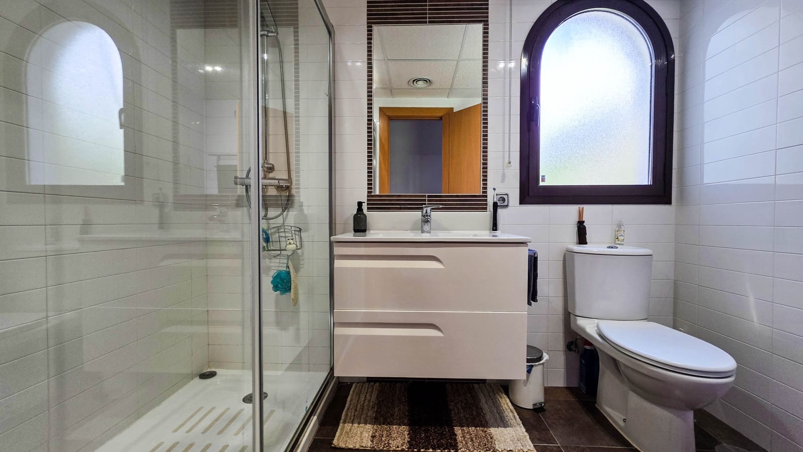 Apartamento de 3 habitaciones en Casares en venta con piscina garaje - 399.000 € (Ref: 9993641)