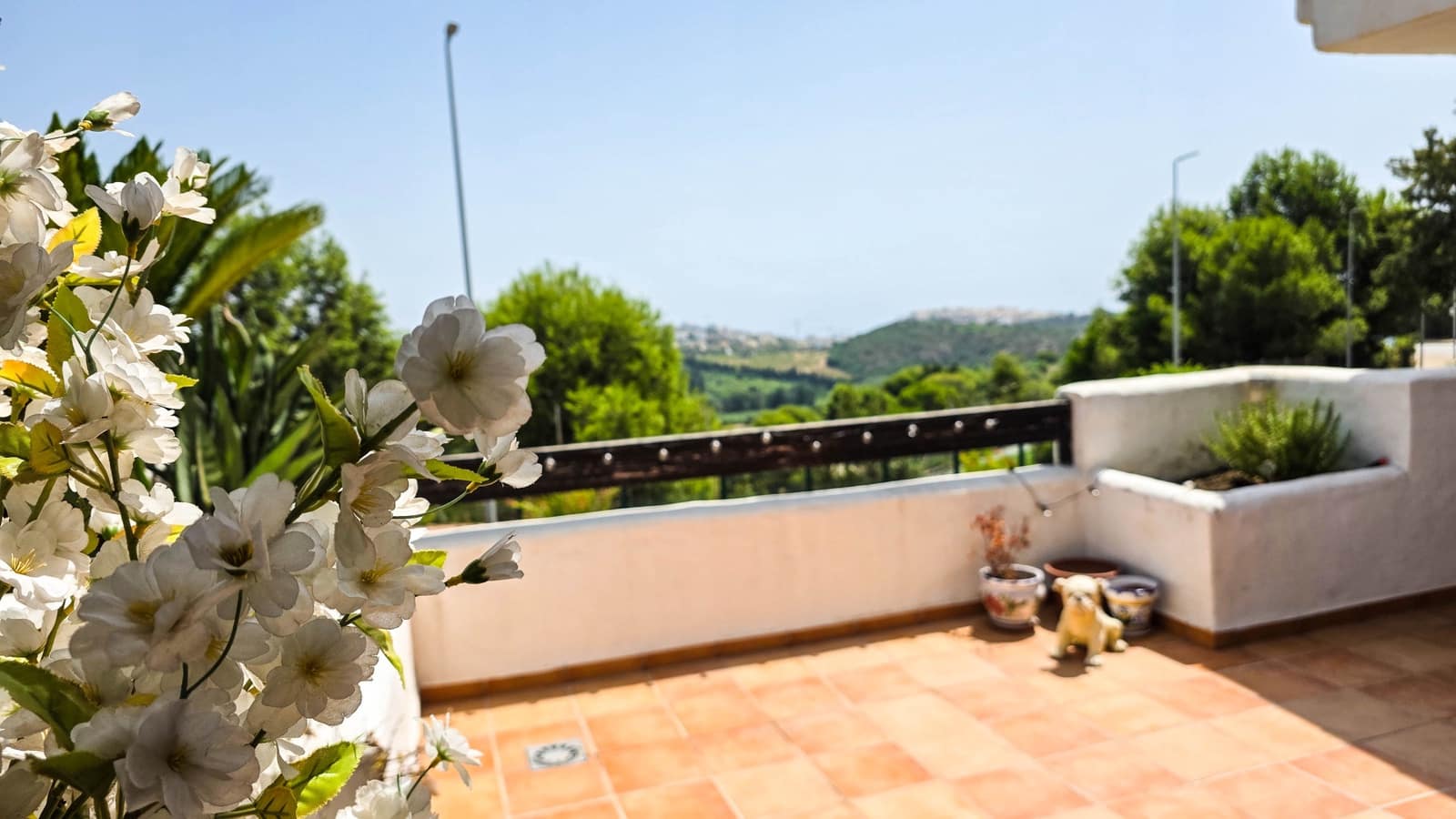 Apartamento de 3 habitaciones en Casares en venta con piscina garaje - 399.000 € (Ref: 9993641)
