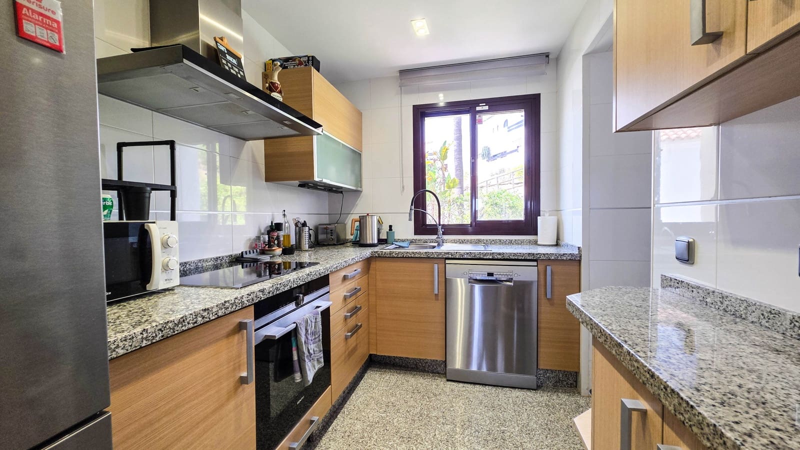Apartamento de 3 habitaciones en Casares en venta con piscina garaje - 399.000 € (Ref: 9993641)