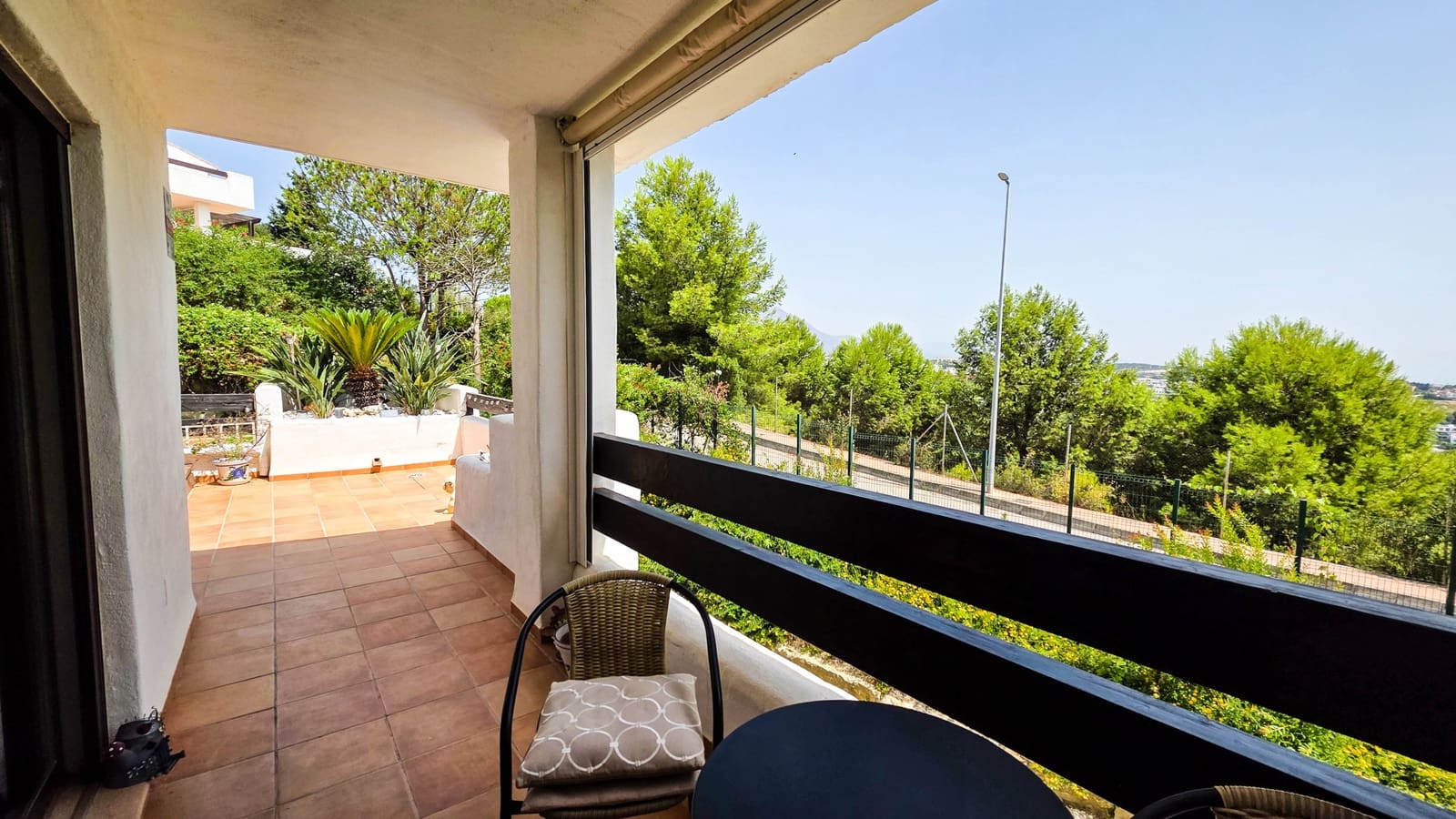 Apartamento de 3 habitaciones en Casares en venta con piscina garaje - 399.000 € (Ref: 9993641)