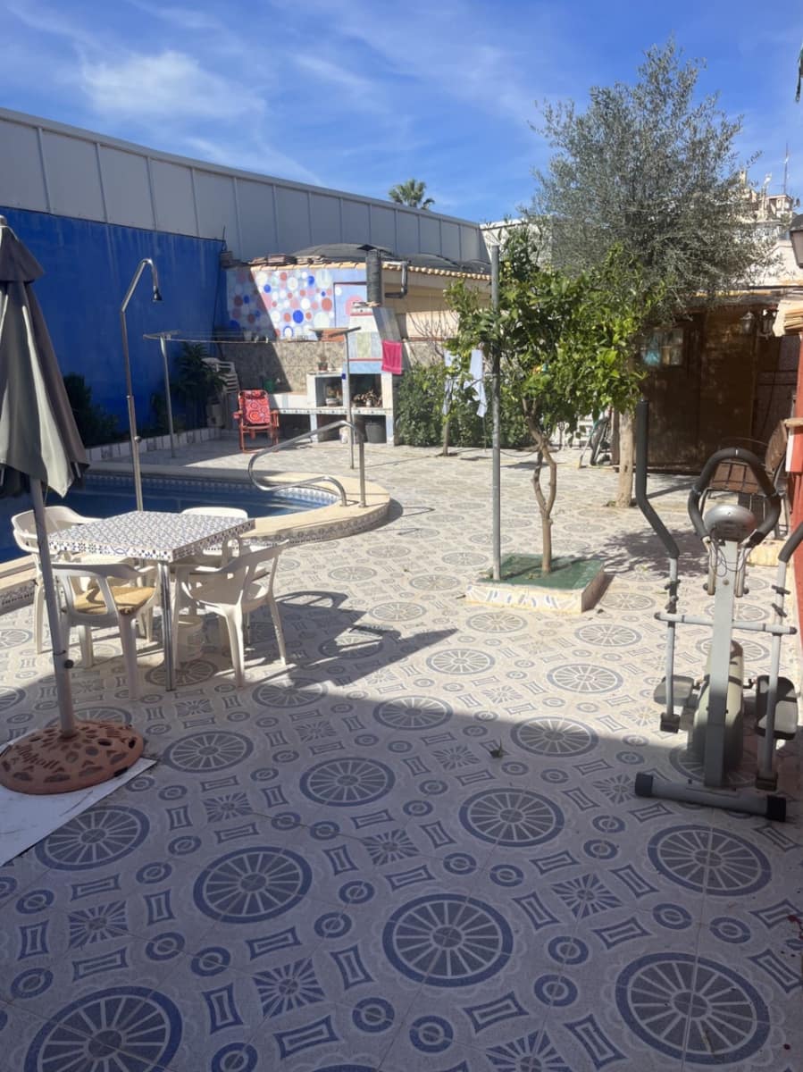 4 Zimmer Villa zu verkaufen in Punta Prima mit Pool - 359.000 € (Ref: 7772689)