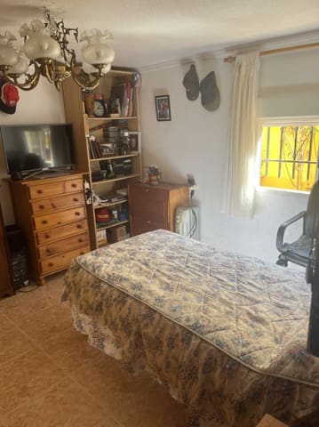 4 Zimmer Villa zu verkaufen in Punta Prima, Torrevieja mit Pool - 359.000 € (Ref: 7772689)