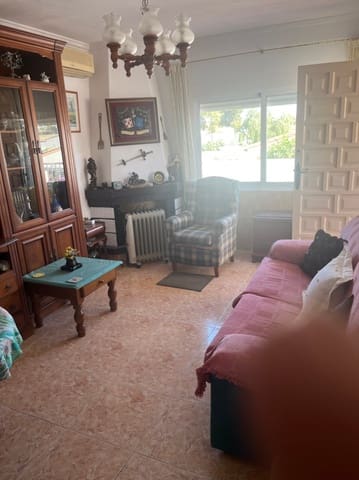 4 Zimmer Villa zu verkaufen in Punta Prima, Torrevieja mit Pool - 359.000 € (Ref: 7772689)