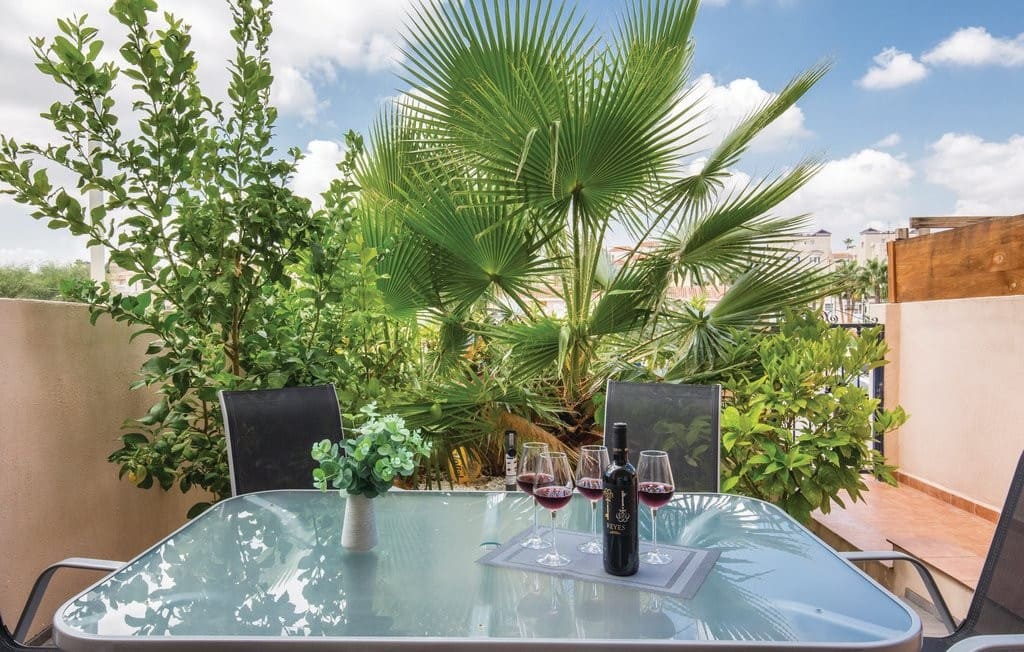 3 Zimmer Haus zu verkaufen in Villamartin mit Pool - 165.000 € (Ref: 9235142)