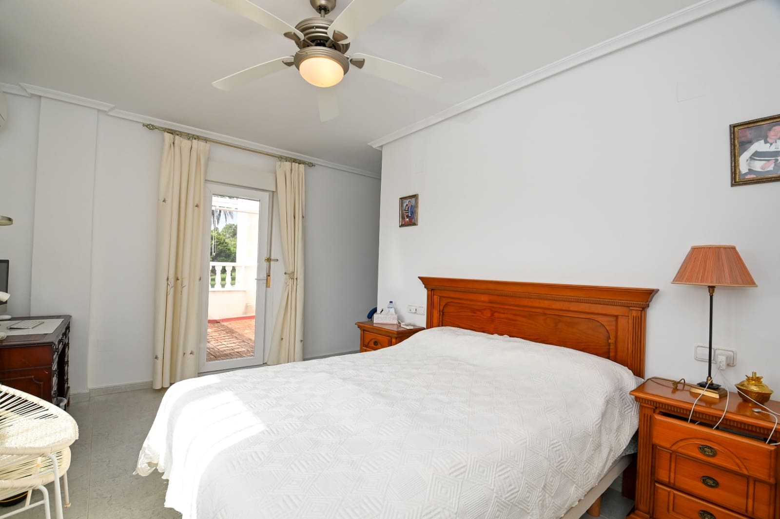 4 slaapkamer Villa te koop in Orihuela Costa met zwembad garage - € 799.900 (Ref: 9263739)