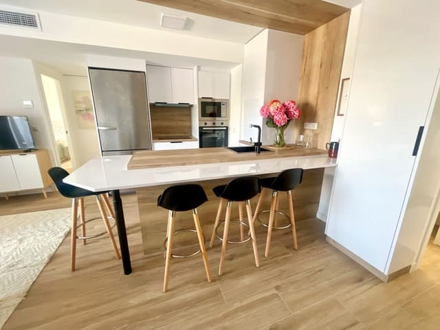 3 quarto Apartamento para venda em Punta Prima, Torrevieja com piscina garagem - 329 700 € (Ref: 9516394)