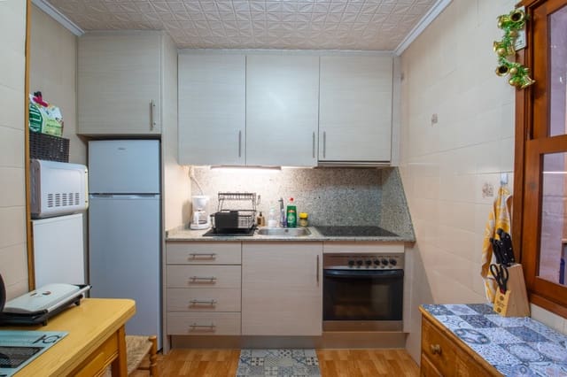 2 quarto Bungalow para venda em Torrevieja com piscina garagem - 129 999 € (Ref: 9516400)