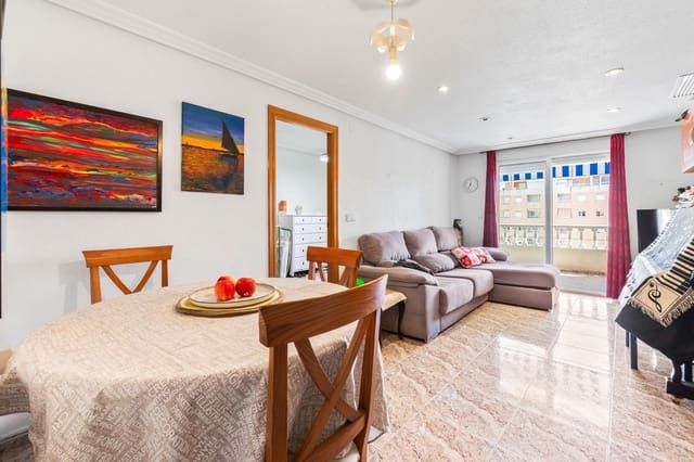 2 chambre Appartement à vendre à Centro, Torrevieja avec piscine - 137 000 € (Ref: 9566590)