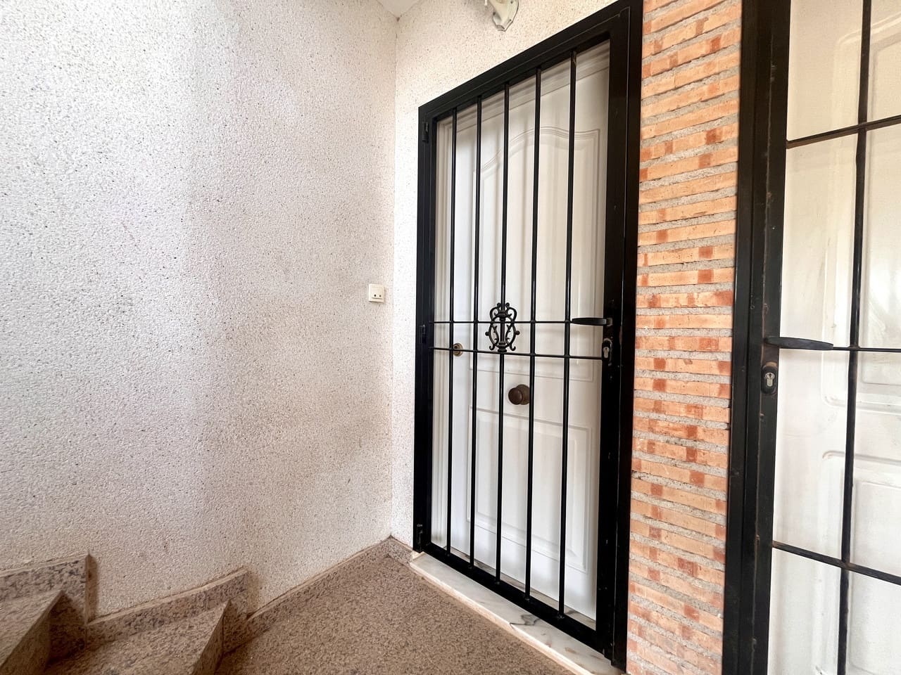 2 bedroom Flat for sale in Cabo Roig - € 159,000 (Ref: 9566603)