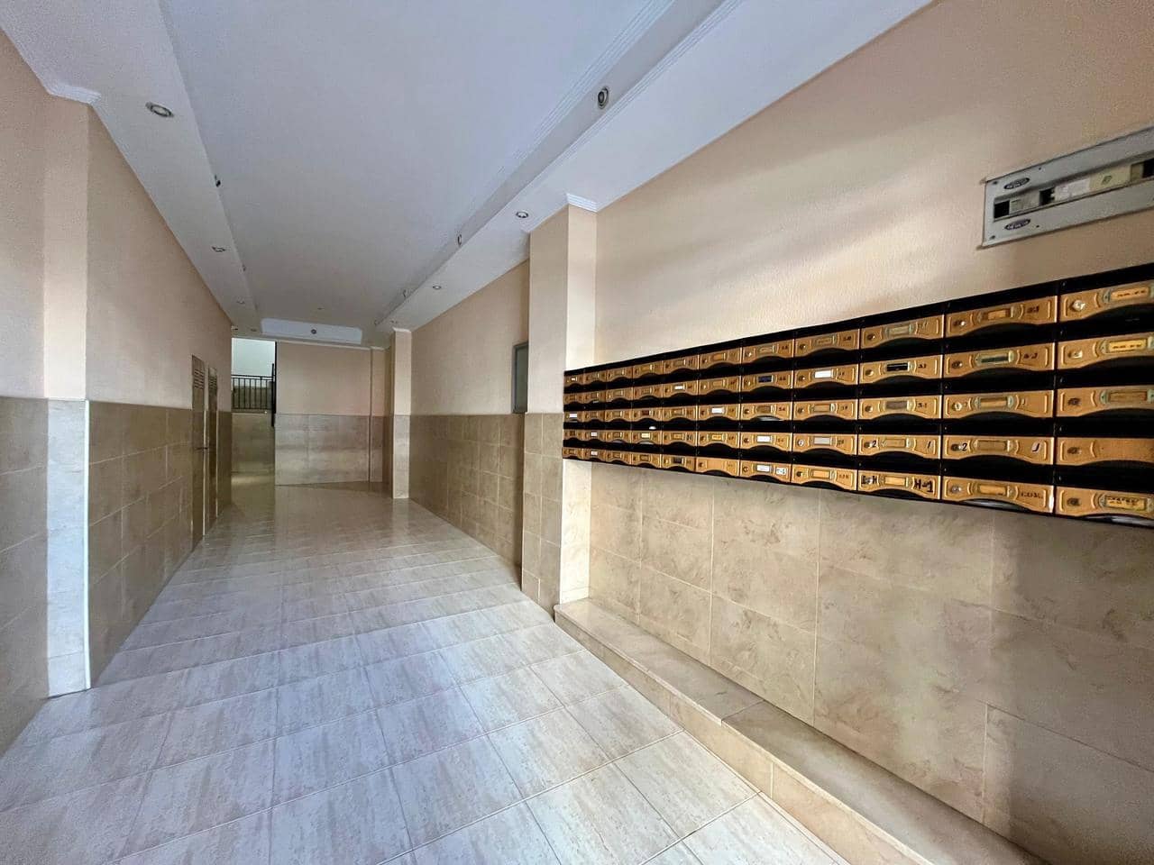 4 soveværelse Lejlighed til salg i Torrevieja - € 210.000 (Ref: 9566605)