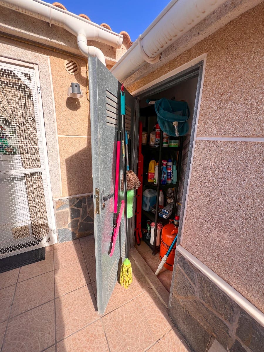 3 sypialnia Willa na sprzedaż w Torrevieja - 310 000 € (Ref: 9569973)