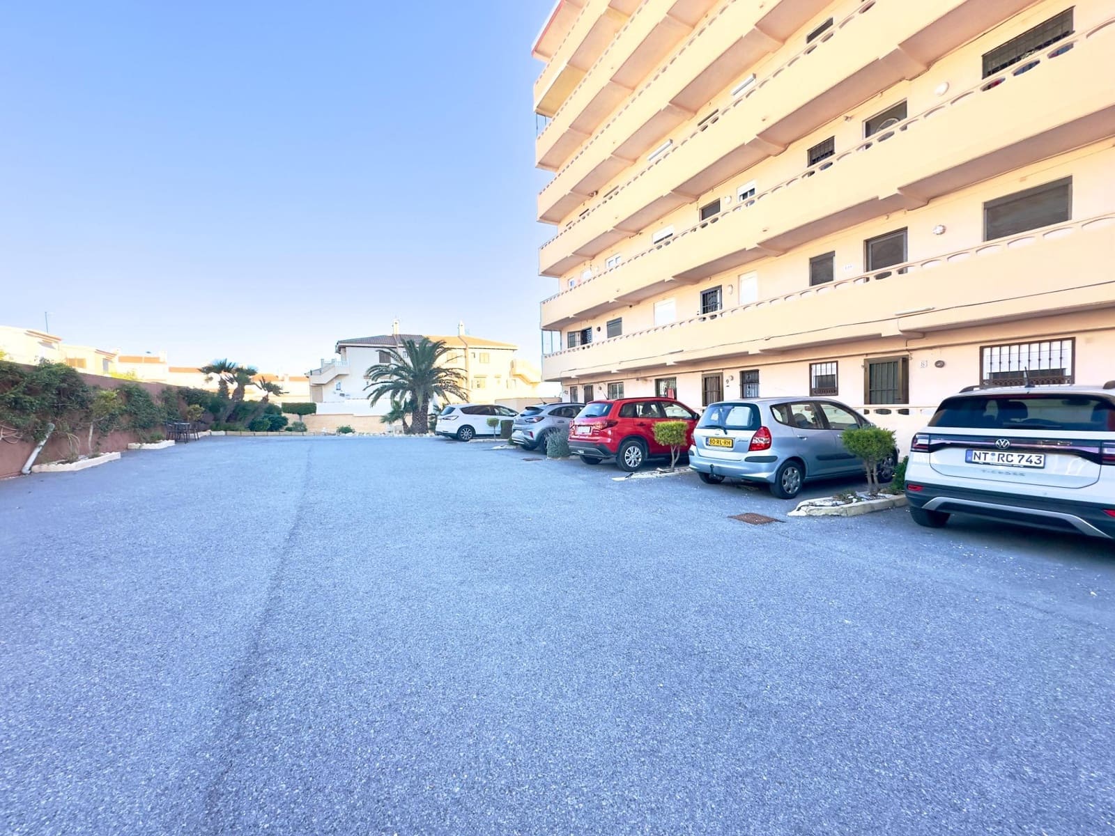 1 makuuhuone Asunto myytävänä paikassa Torrevieja mukana uima-altaan - 135 000 € (Ref: 9578970)