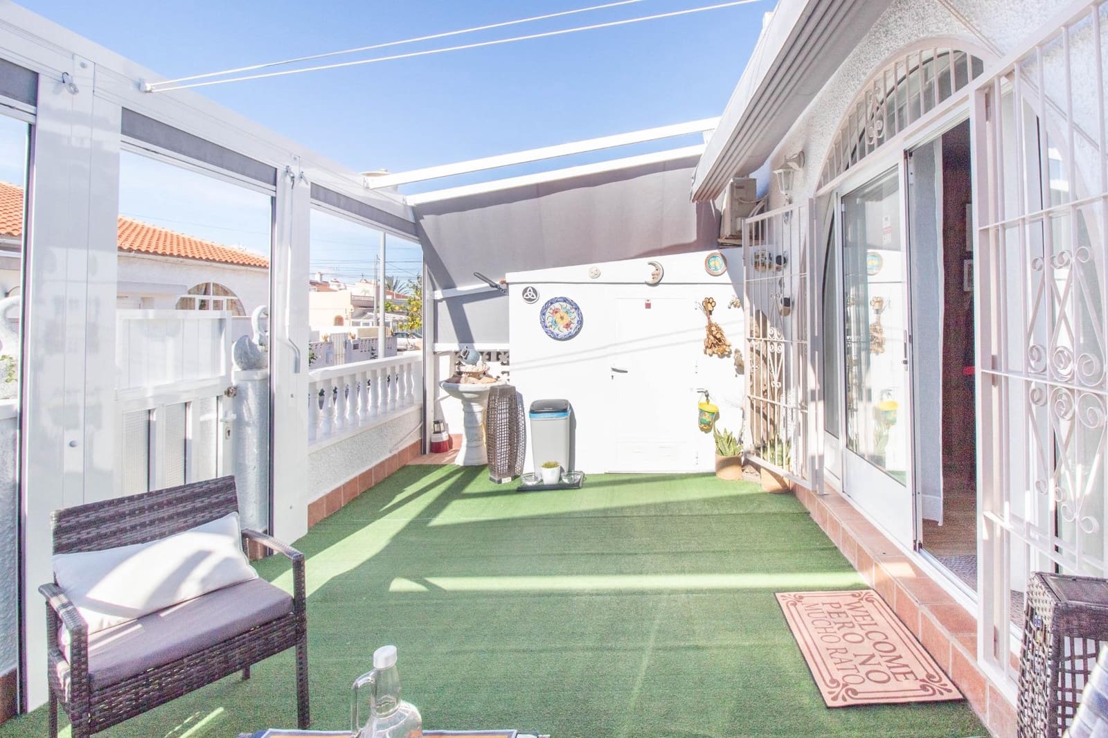 Bungalow de 2 habitaciones en El Chaparral en venta con piscina - 149.000 € (Ref: 9578972)