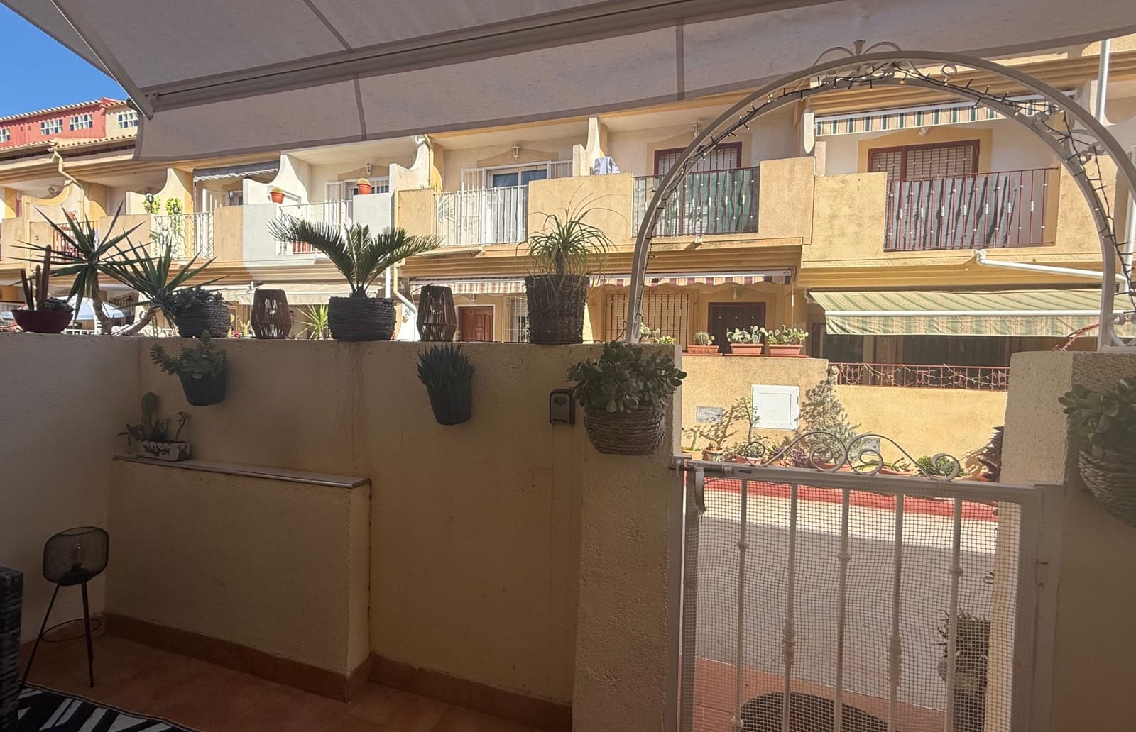 Apartamento de 3 habitaciones en Playa Flamenca en venta con piscina - 209.000 € (Ref: 9598123)