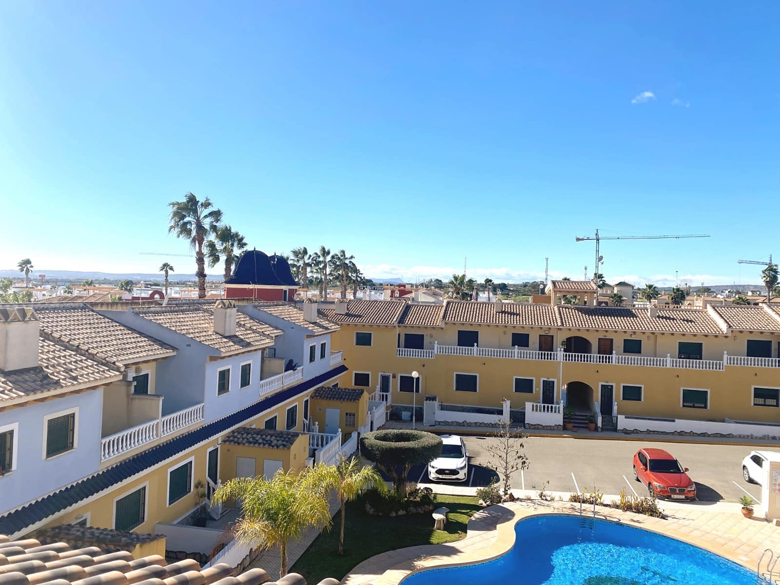 2 soveværelse Lejlighed til salg i Dona Pepa med swimmingpool - € 182.000 (Ref: 9598125)