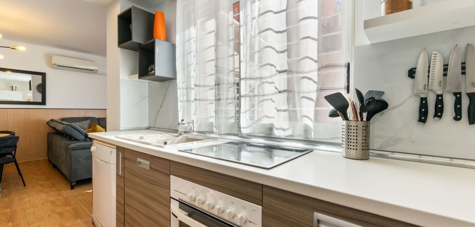 3 chambre Maison de Ville à vendre à Villamartin avec piscine - 288 000 € (Ref: 9598129)