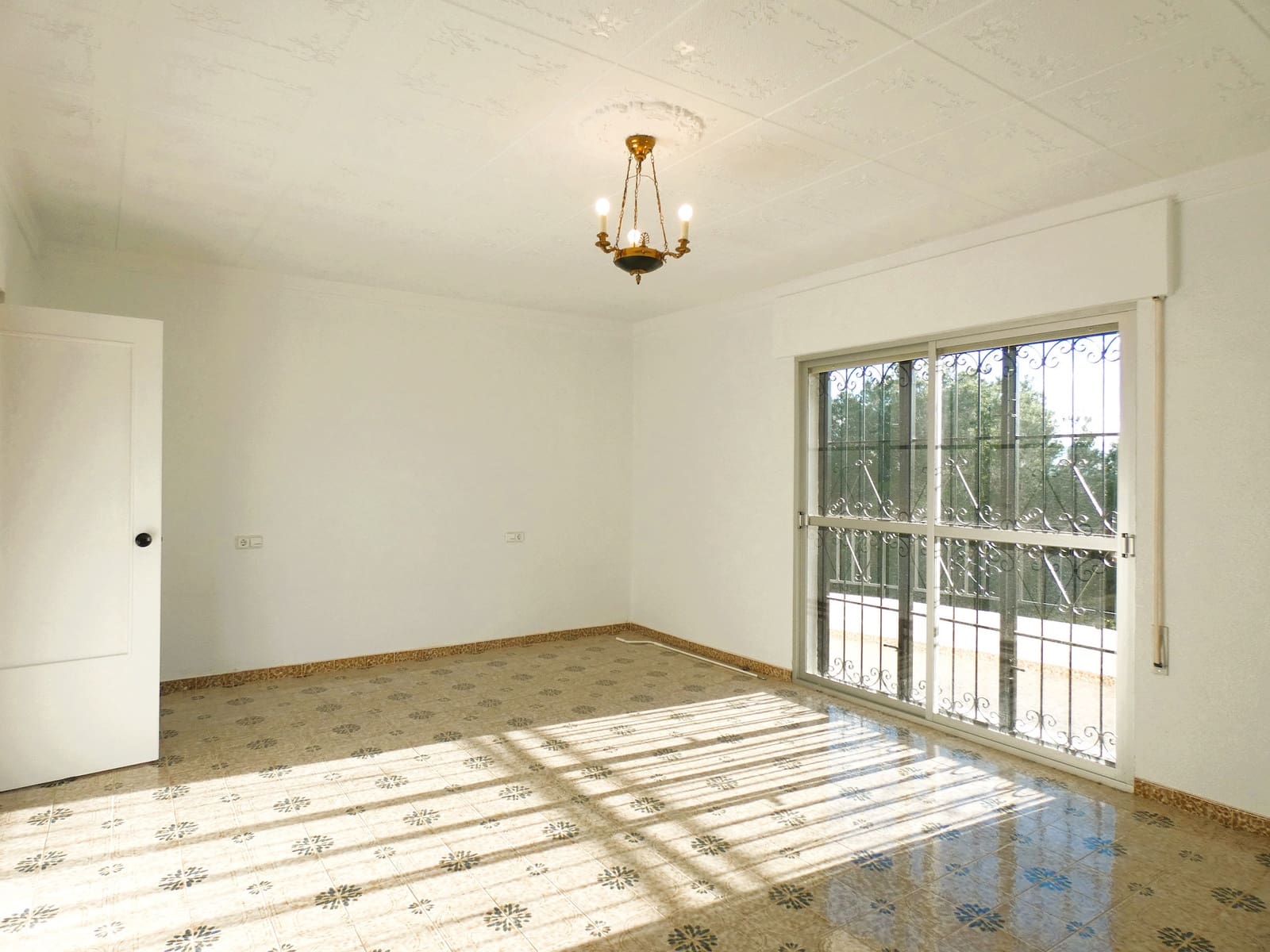 6 makuuhuone Huvila myytävänä paikassa Pinar de Campoverde mukana uima-altaan - 539 000 € (Ref: 9617079)