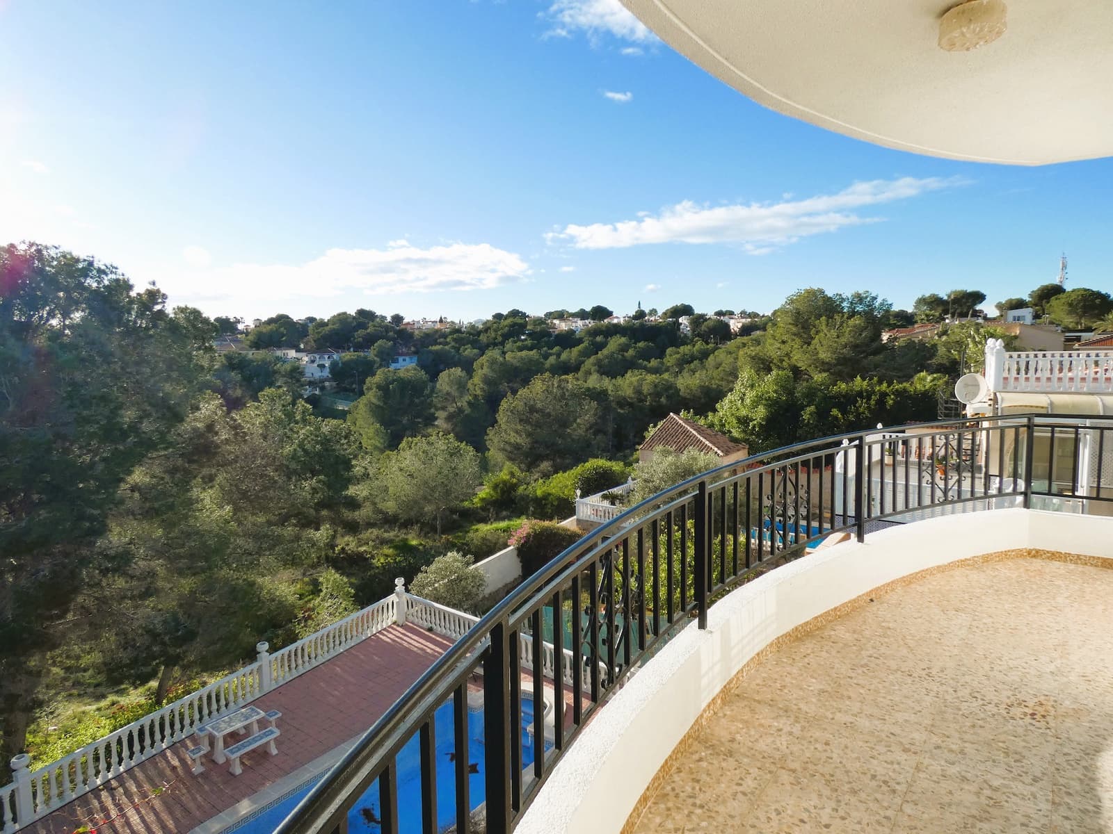 6 makuuhuone Huvila myytävänä paikassa Pinar de Campoverde mukana uima-altaan - 539 000 € (Ref: 9617079)