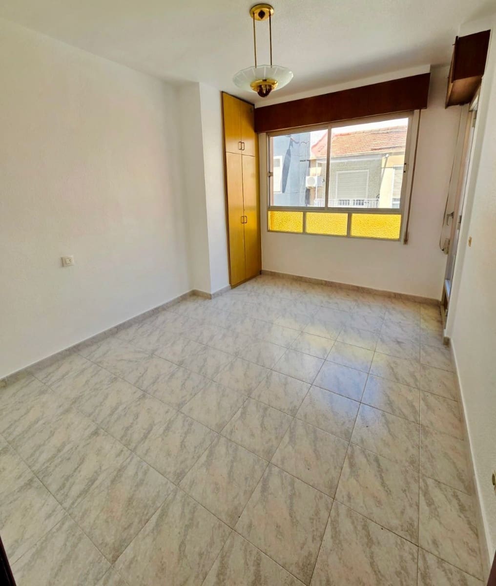 3 soverom Leilighet til salgs i Torrevieja - € 165 000 (Ref: 9617085)
