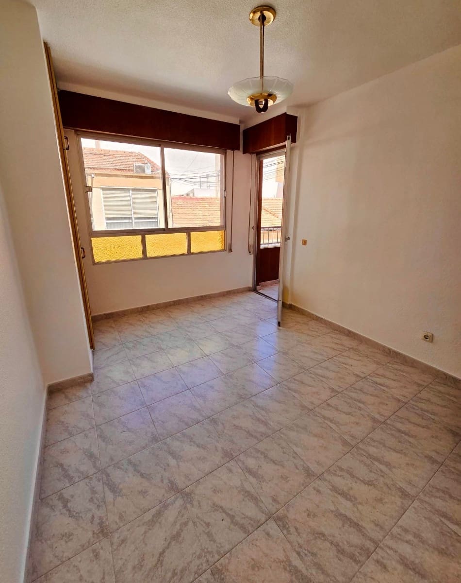 3 soverom Leilighet til salgs i Torrevieja - € 165 000 (Ref: 9617085)