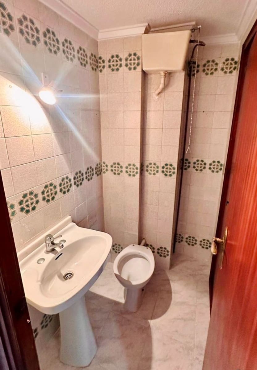 3 soverom Leilighet til salgs i Torrevieja - € 165 000 (Ref: 9617085)