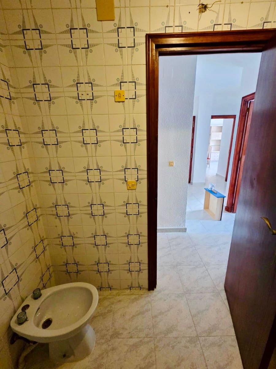 3 soverom Leilighet til salgs i Torrevieja - € 165 000 (Ref: 9617085)