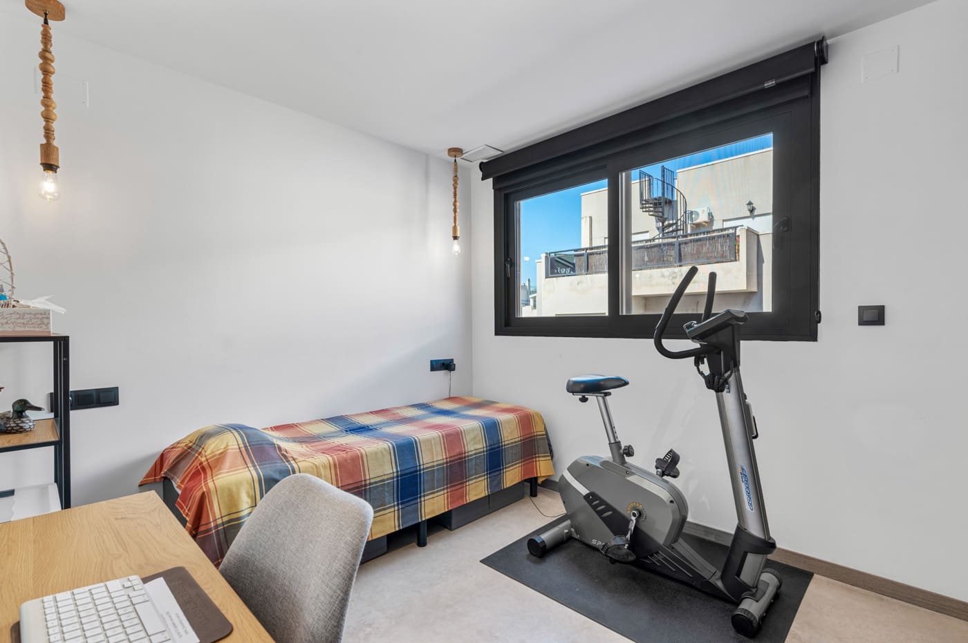 2 bedroom Flat for sale in Formentera del Segura with pool - € 199,900 (Ref: 9617086)