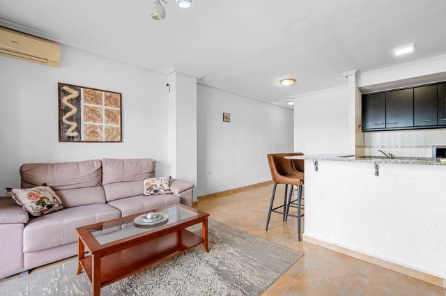 2 soverom Penthouse til salgs i Almoradí med svømmebasseng - € 119 000 (Ref: 9617089)