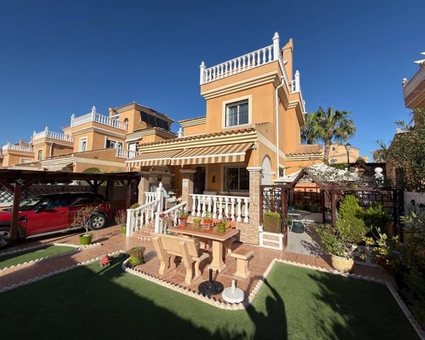 Chalet de 3 habitaciones en Ciudad Quesada, Rojales en venta con piscina - 289.995 € (Ref: 9626568)