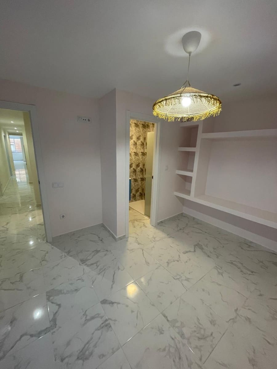 3 Zimmer Wohnung zu verkaufen in Torrevieja - 245.000 € (Ref: 9626580)