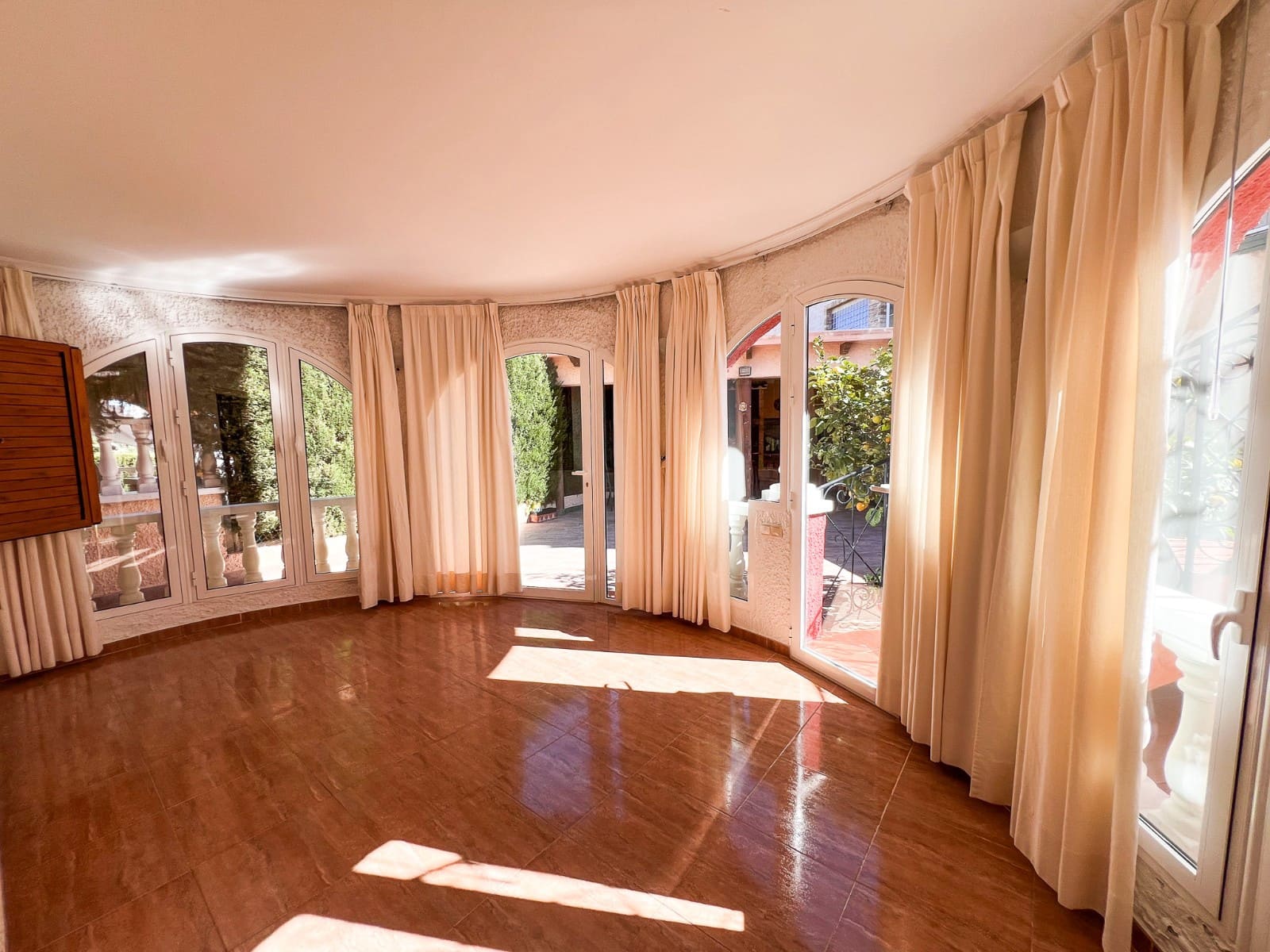 6 sypialnia Dom blizniak na sprzedaż w Torrevieja - 480 000 € (Ref: 9626586)