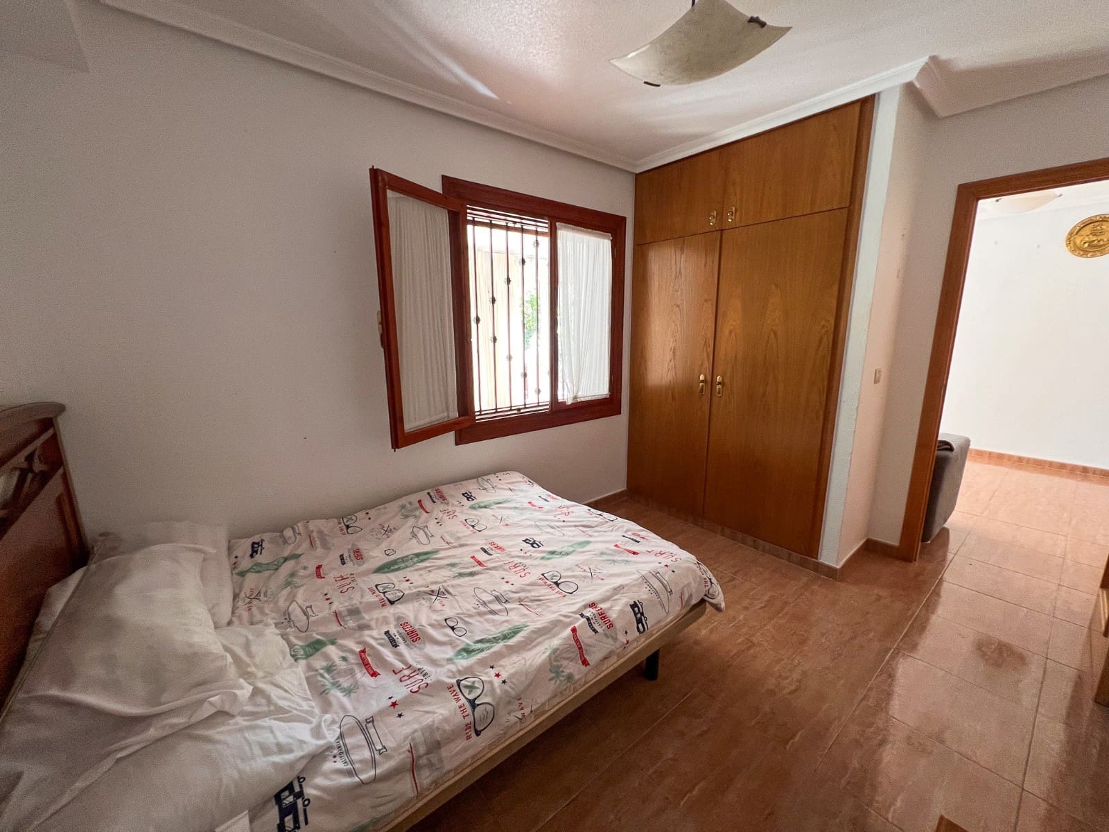 6 sypialnia Dom blizniak na sprzedaż w Torrevieja - 480 000 € (Ref: 9626586)